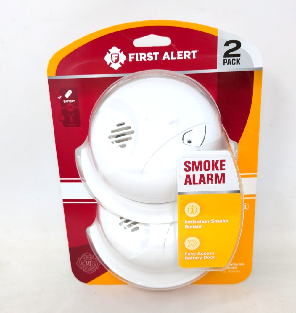 First Alert Smoke Alarm Smoke Detector - 2 Pack - New Sealed fast shipping